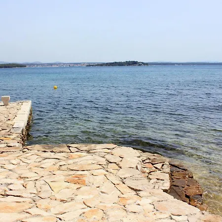 Apartamento By The Sea Tkon, Pasman - 686