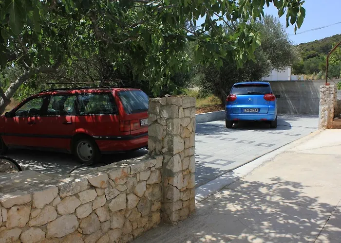 By The Sea Tkon, Pasman - 686